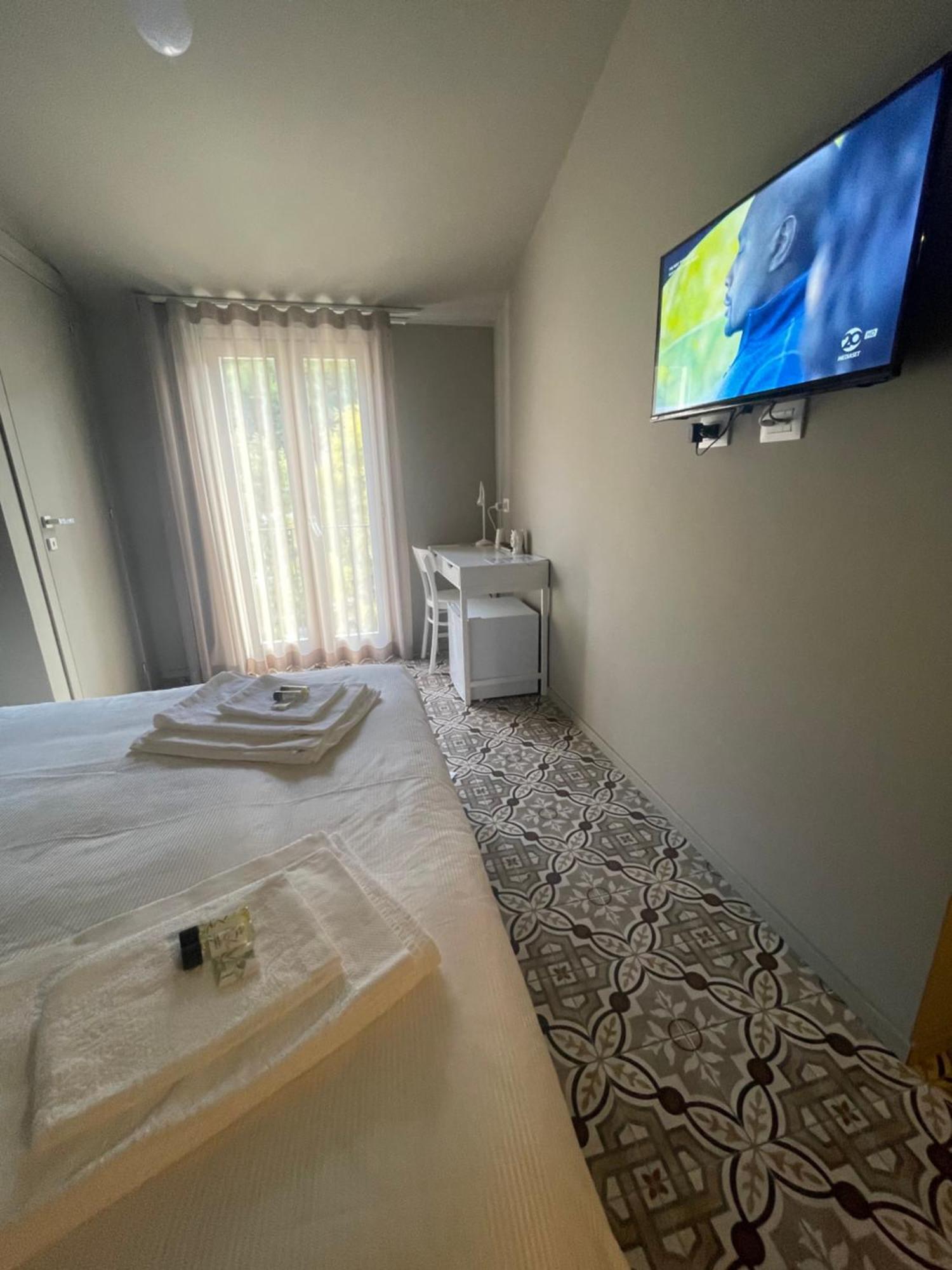 Moronero Hotel รากูซา ภายนอก รูปภาพ