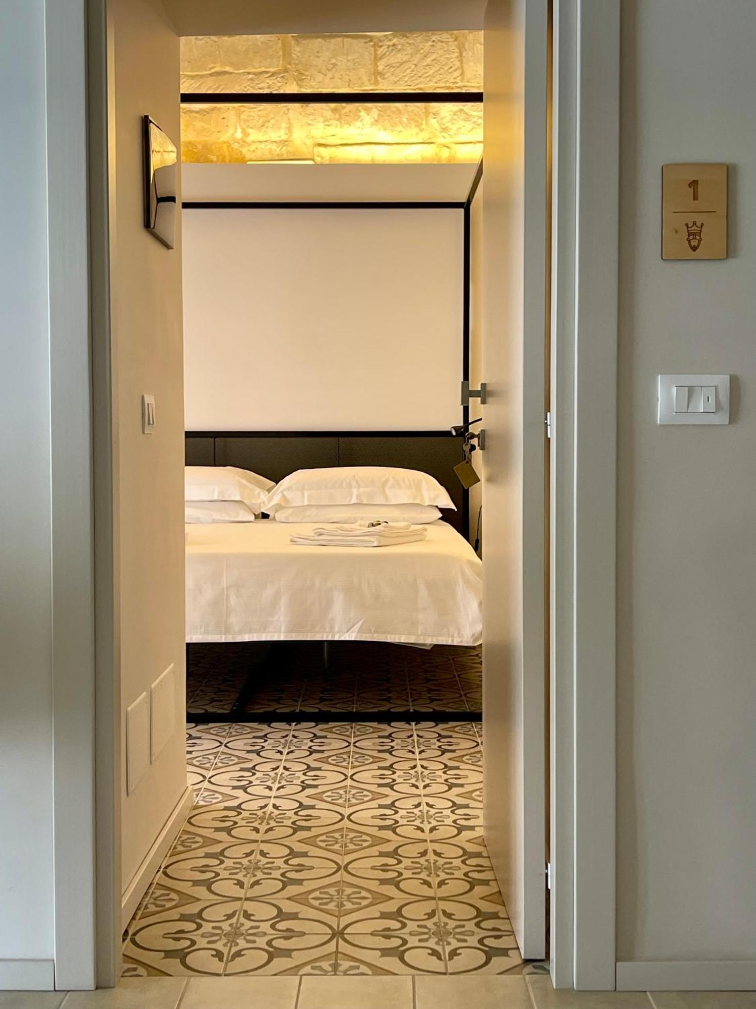 Moronero Hotel รากูซา ภายนอก รูปภาพ